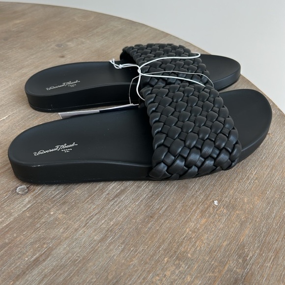 Universal Thread Black Poly Woven Slip On Slides Sandals Women's Size 6.5 New - Picture 4 of 11
